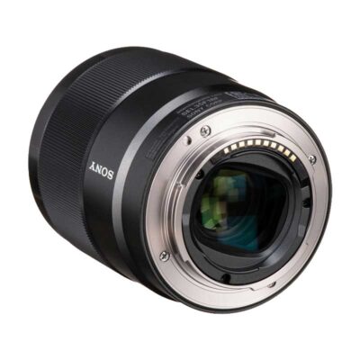 آوانگار - لنز سونی Sony FE 35mm f/1.8 Lens